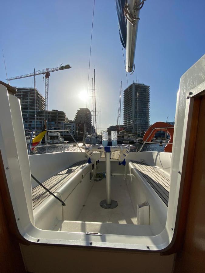 Unieke Slaapervaring Op Een Zeilboot In Het Centrum Van Botel Oostende